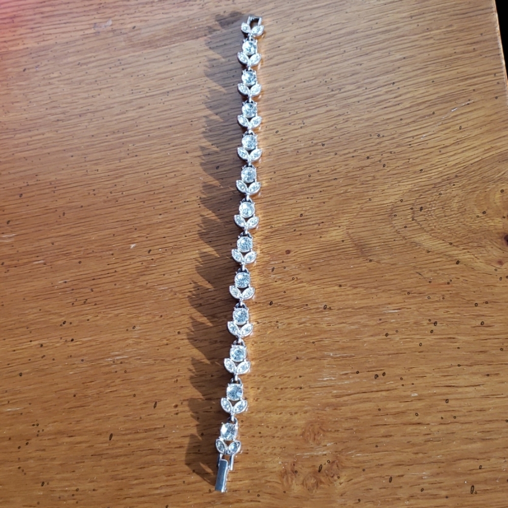 Silver Flower Bracelet